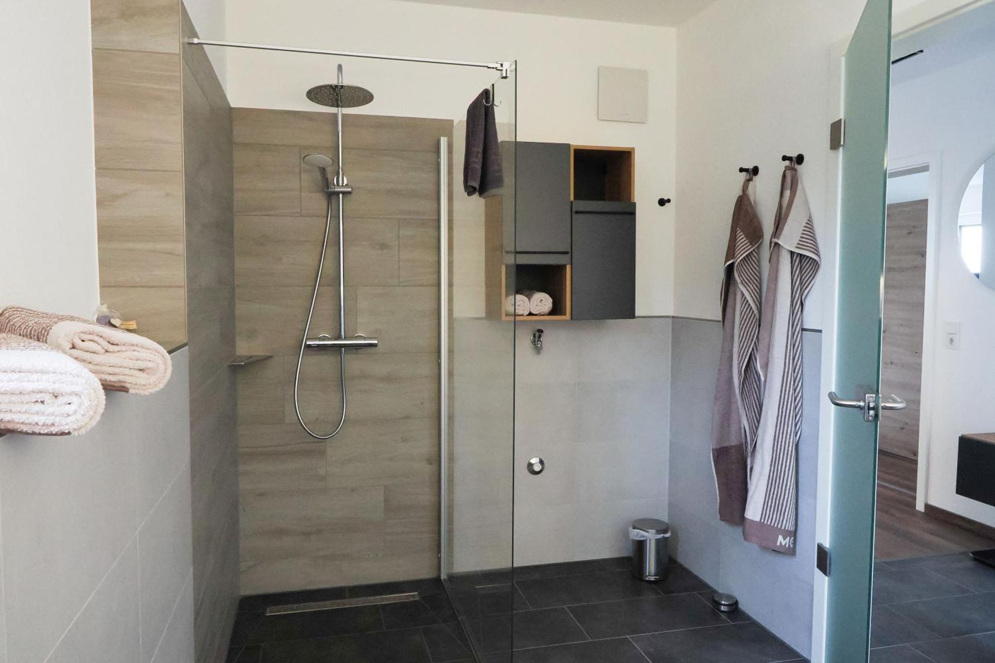 Ferienwohnung Emma Mit Balkon 랑도르프 외부 사진